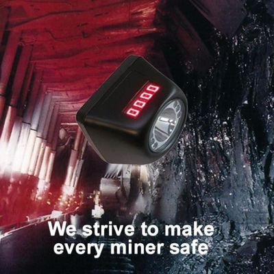 Μεταλλεία ελαφρύ 3.7V KL4.5LM των επανακαταλογηστέων οδηγήσεων Cree άνθρακα ασύρματων με 4500lux